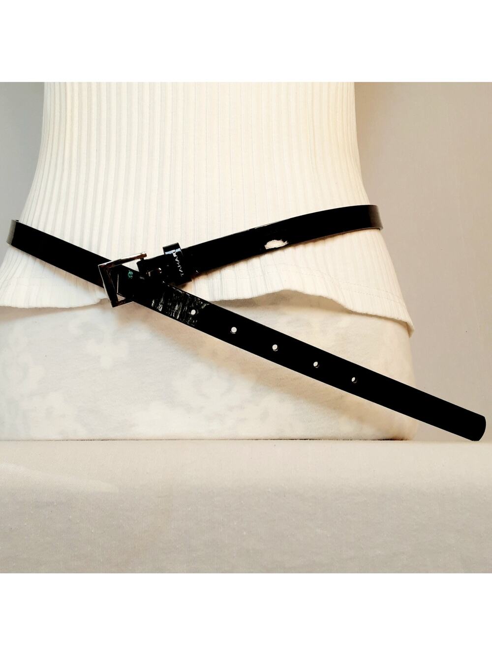 💎Tahari Womens Black Faux Patent Leather Skinny Belt Size XL Glossy